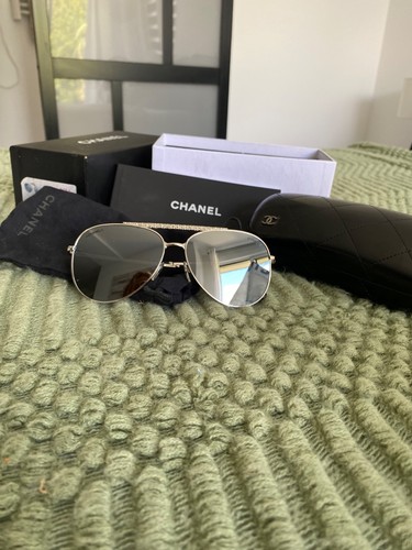 Lunettes soleil chanel - de,